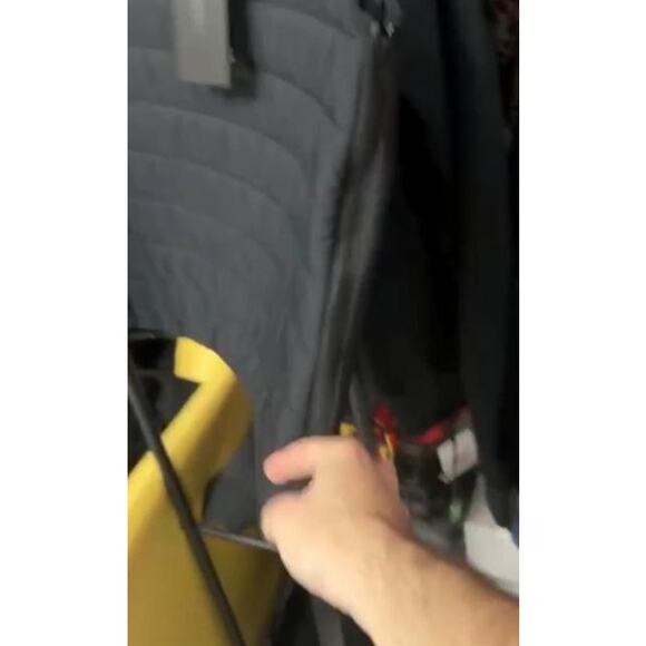 Neighborhood Size Large (4) NWT’s vest NWT’s $350 - Picture 5 of 10